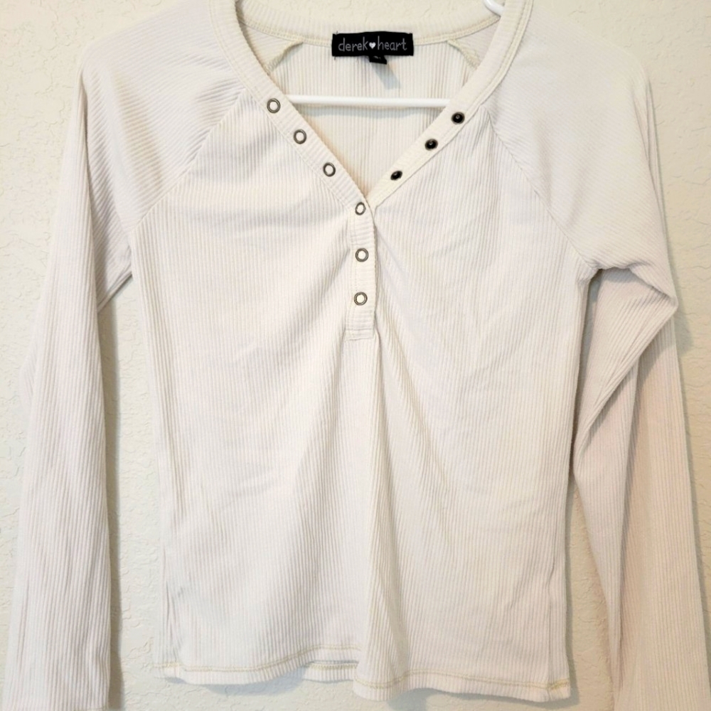 White Long sleeve